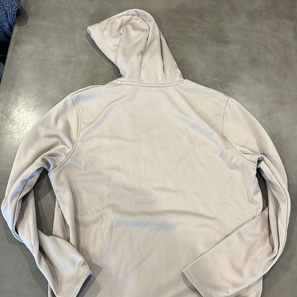 Under Armour Hoodie - Picture 7 of 7